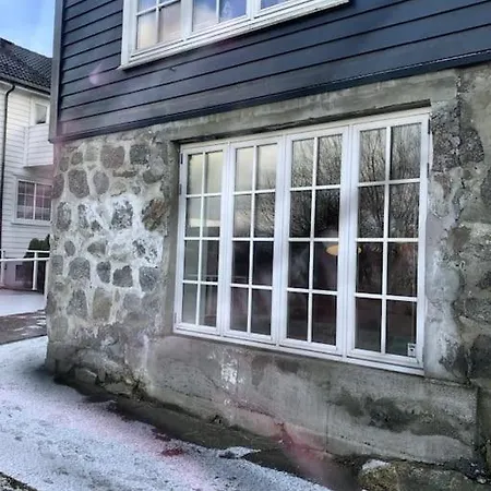 Sentrumsnaer Med 3 Soverom. Apartamento Bergen